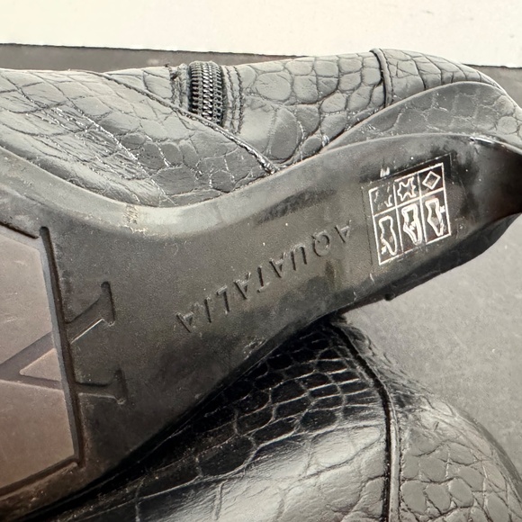 Aquatalia Marilisa Croc Embossed Black Leather Booties, size 6.5 - Picture 9 of 11